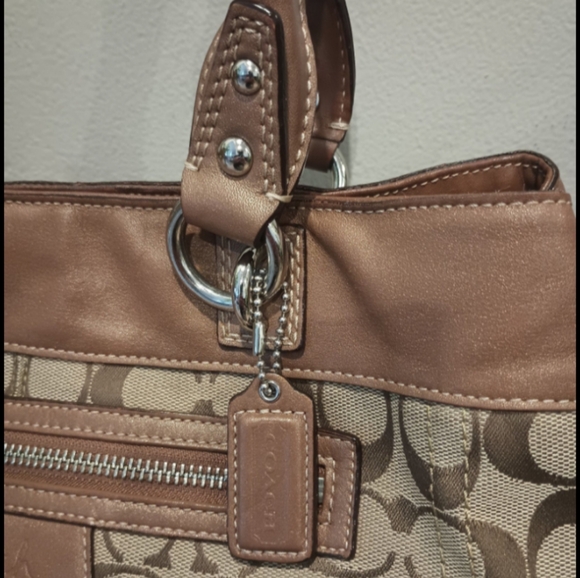 🛑🛑SOLD🛑🛑Brown Coach Penelope Signature Shoulder Bag - Picture 3 of 12